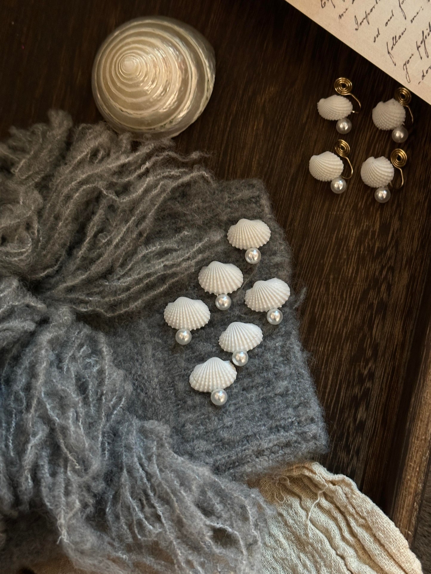 Clam Shell with Pearl Earrings