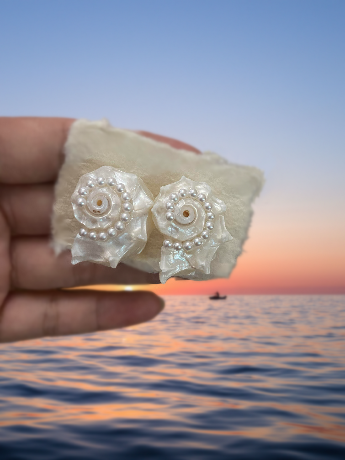 Conch Shell with Imitation Pearl Beads Earrings