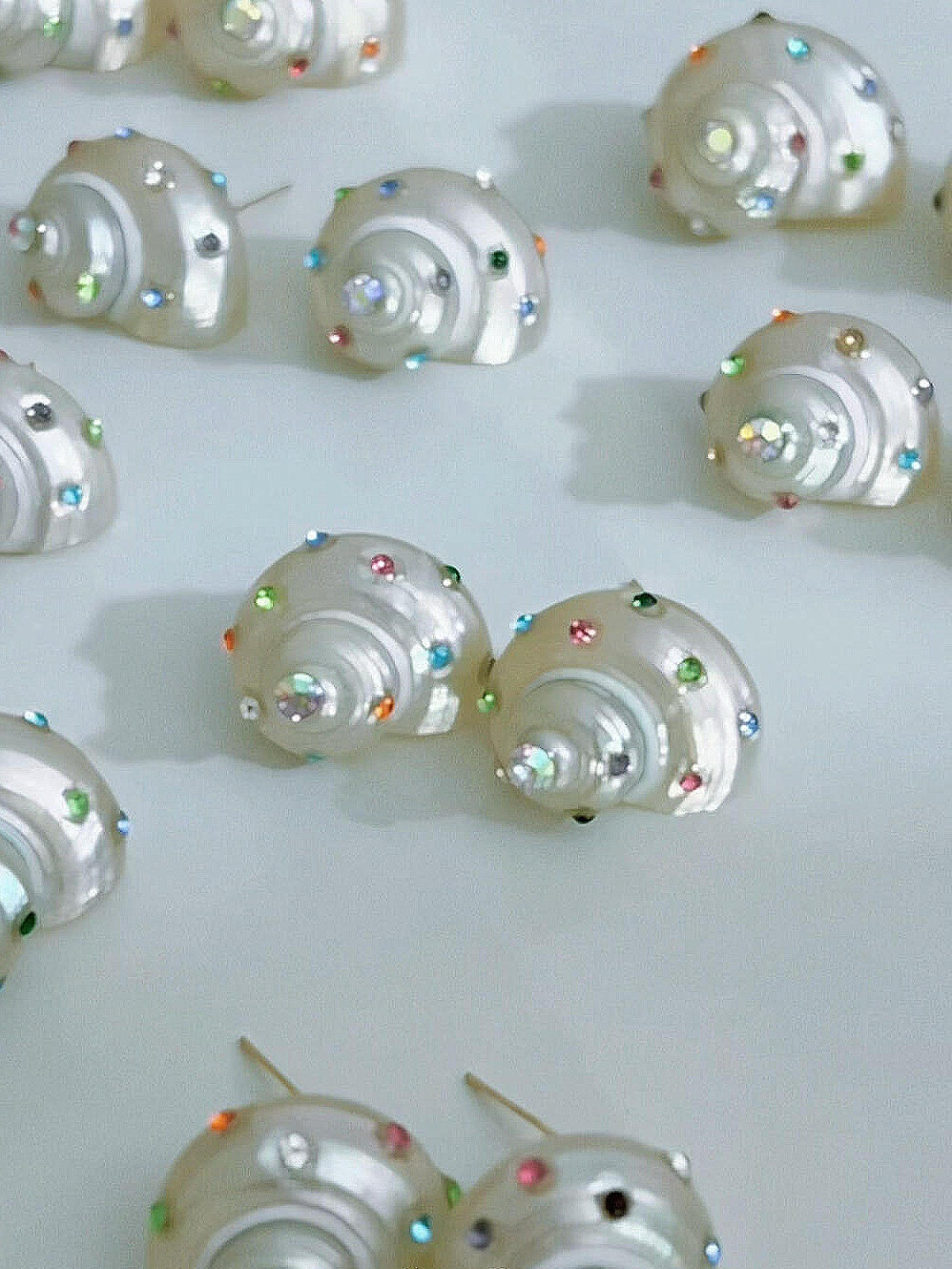 Rhinestones Conch Shell Earrings