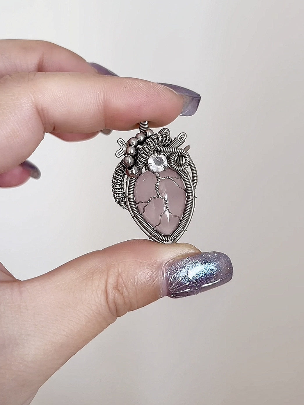 Beating Glow Heart-shaped Necklace
