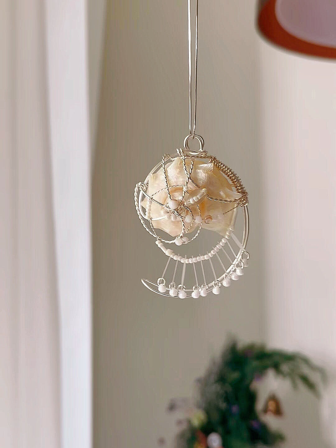 Ocean’s Lace Conch Shell Pendant Necklace
