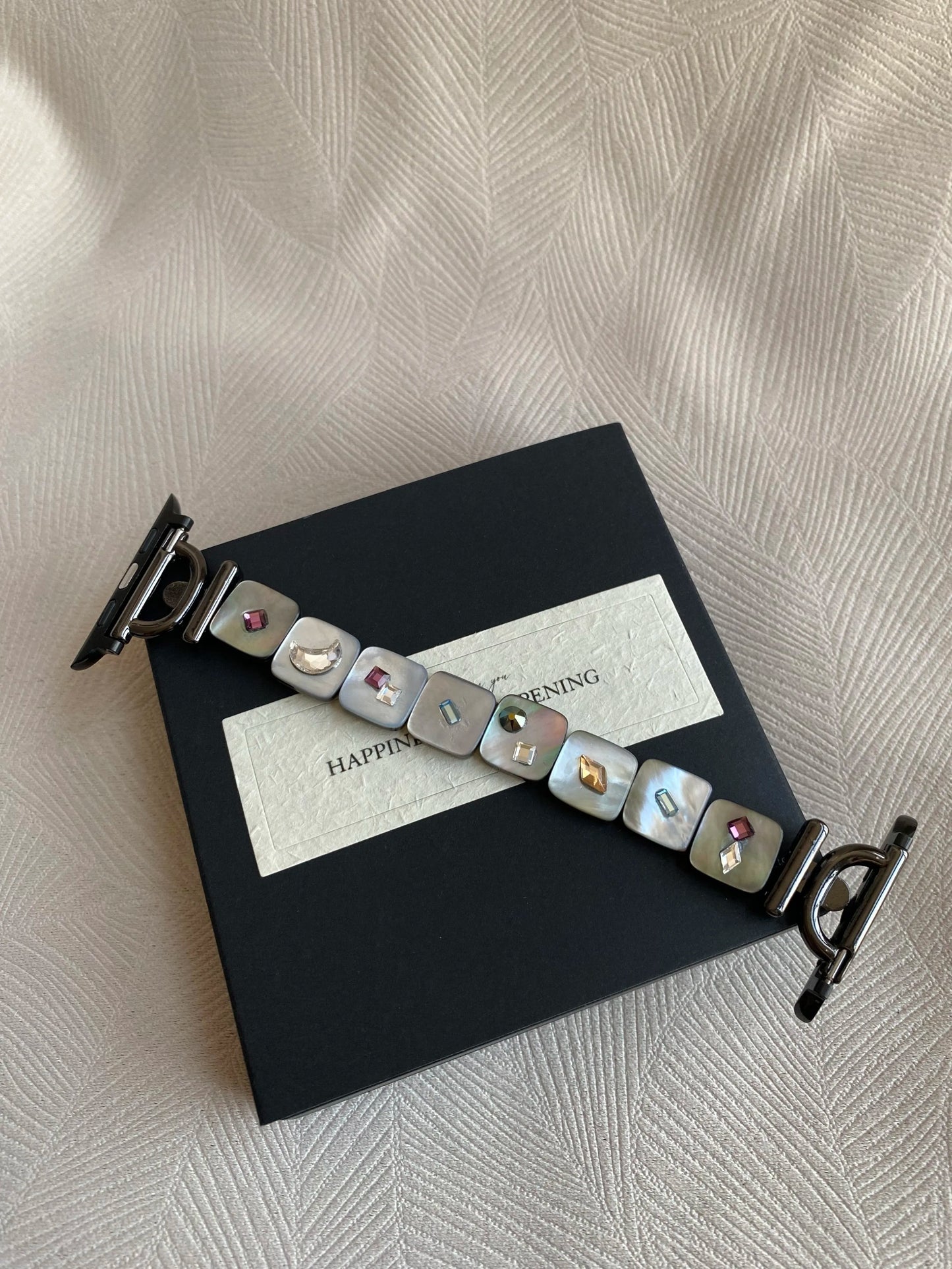 Handmade Pearl Oyster Shells Apple Watch Band