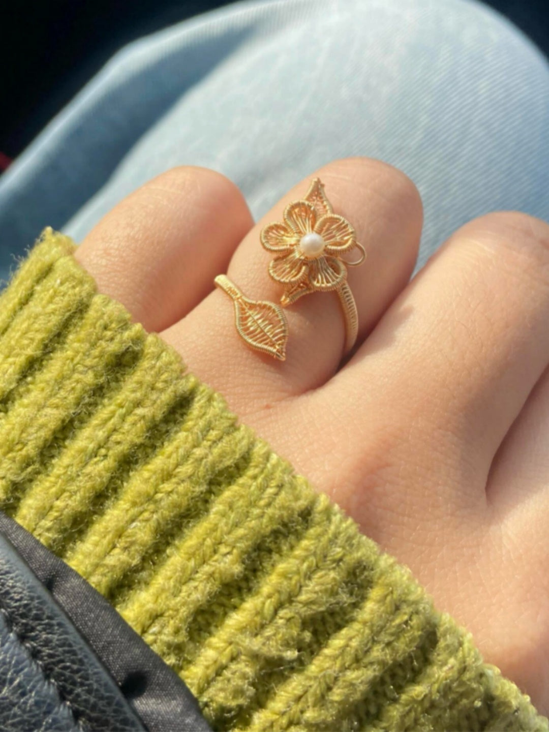 Golden Flower with Pearl Ring