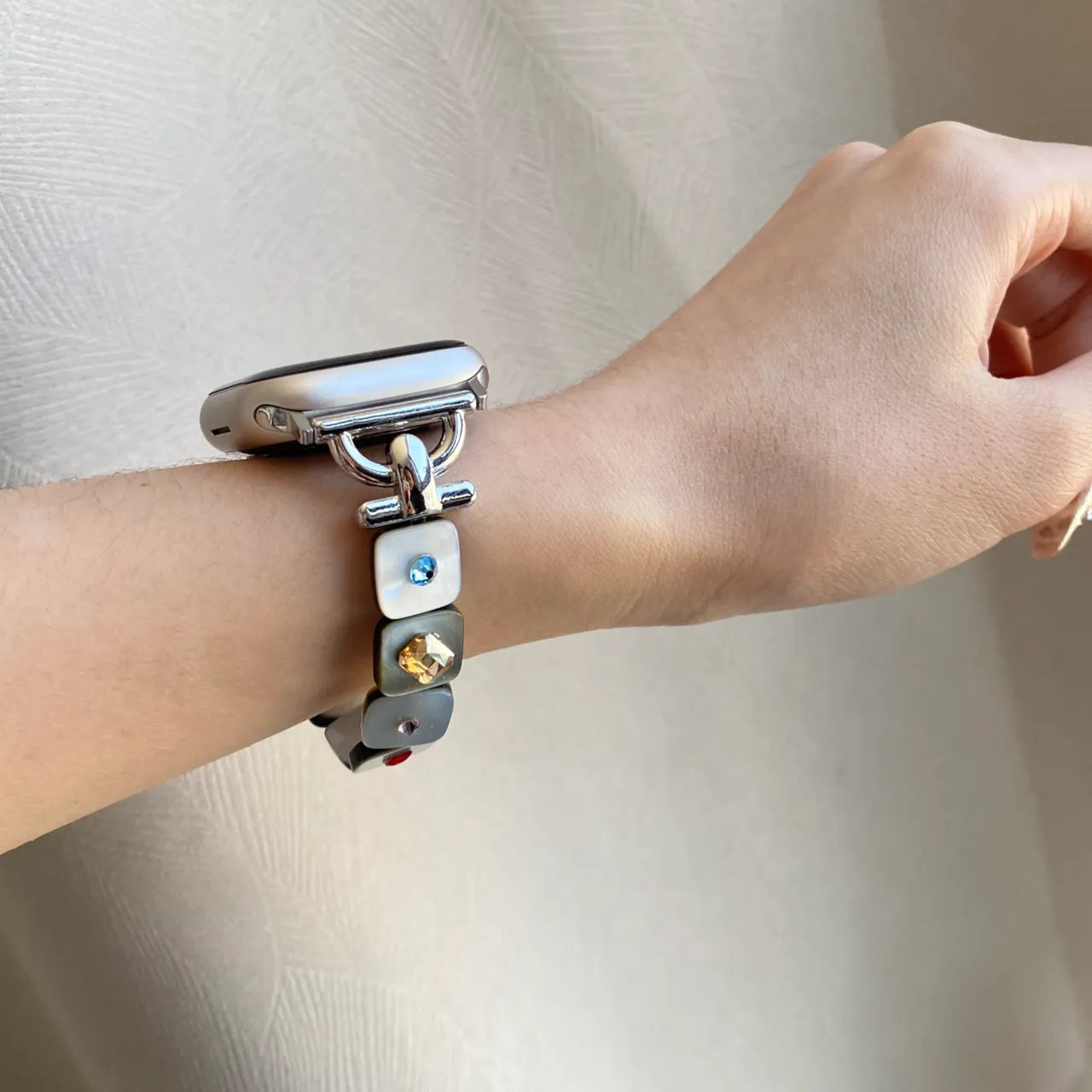 Handmade Pearl Oyster Shells Apple Watch Band