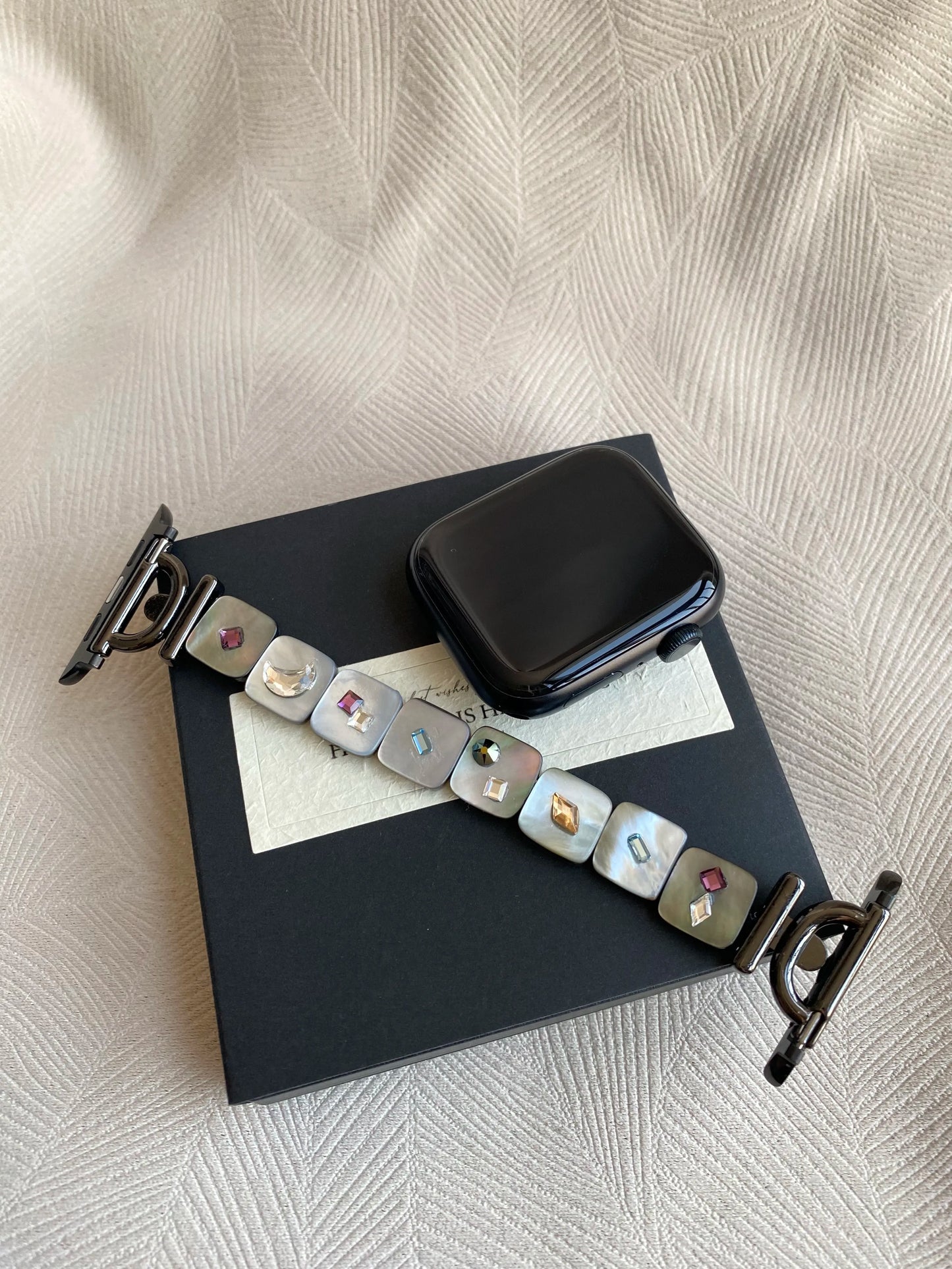 Handmade Pearl Oyster Shells Apple Watch Band