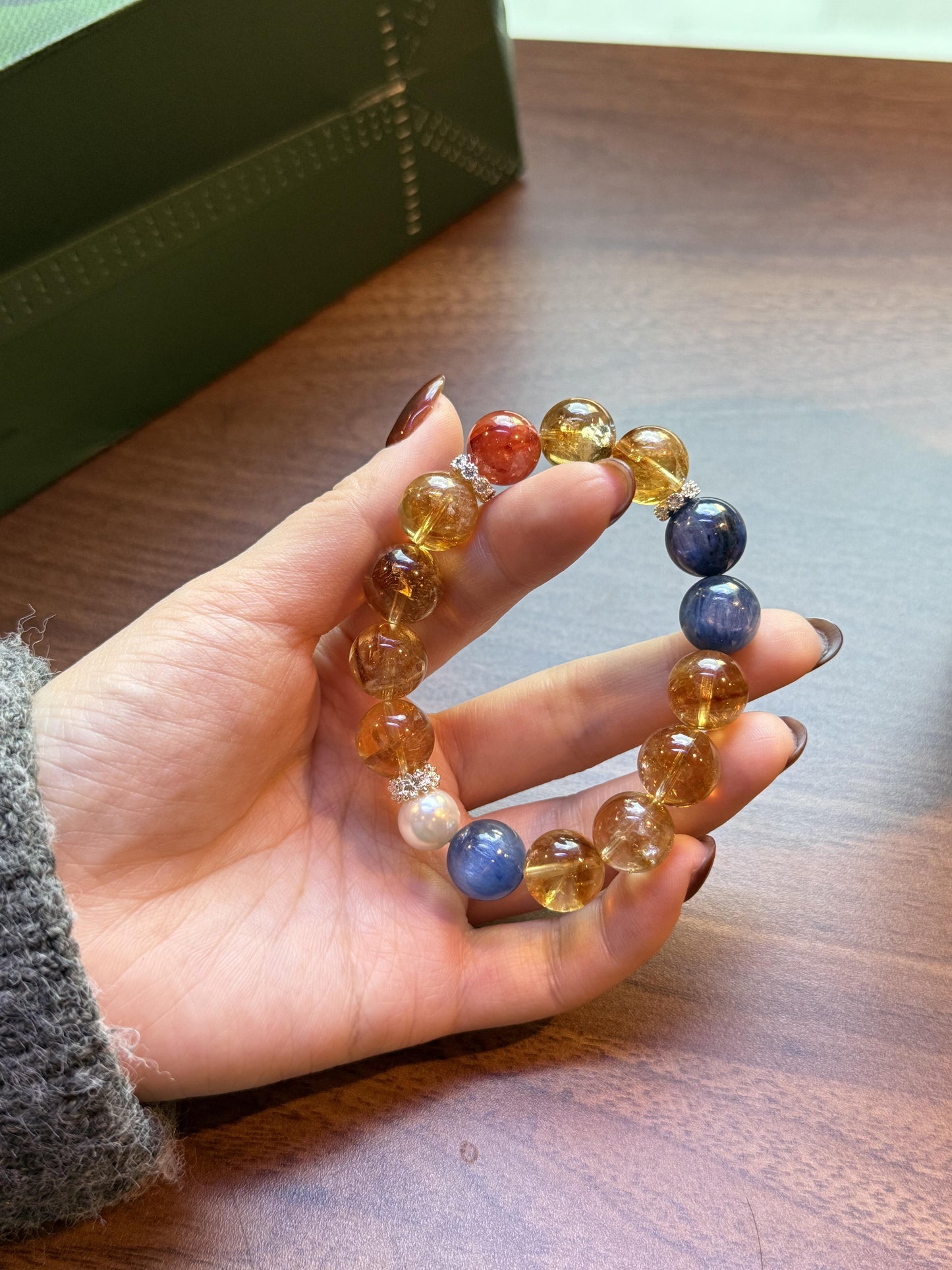 Girl with A Pearl Earring Bracelet