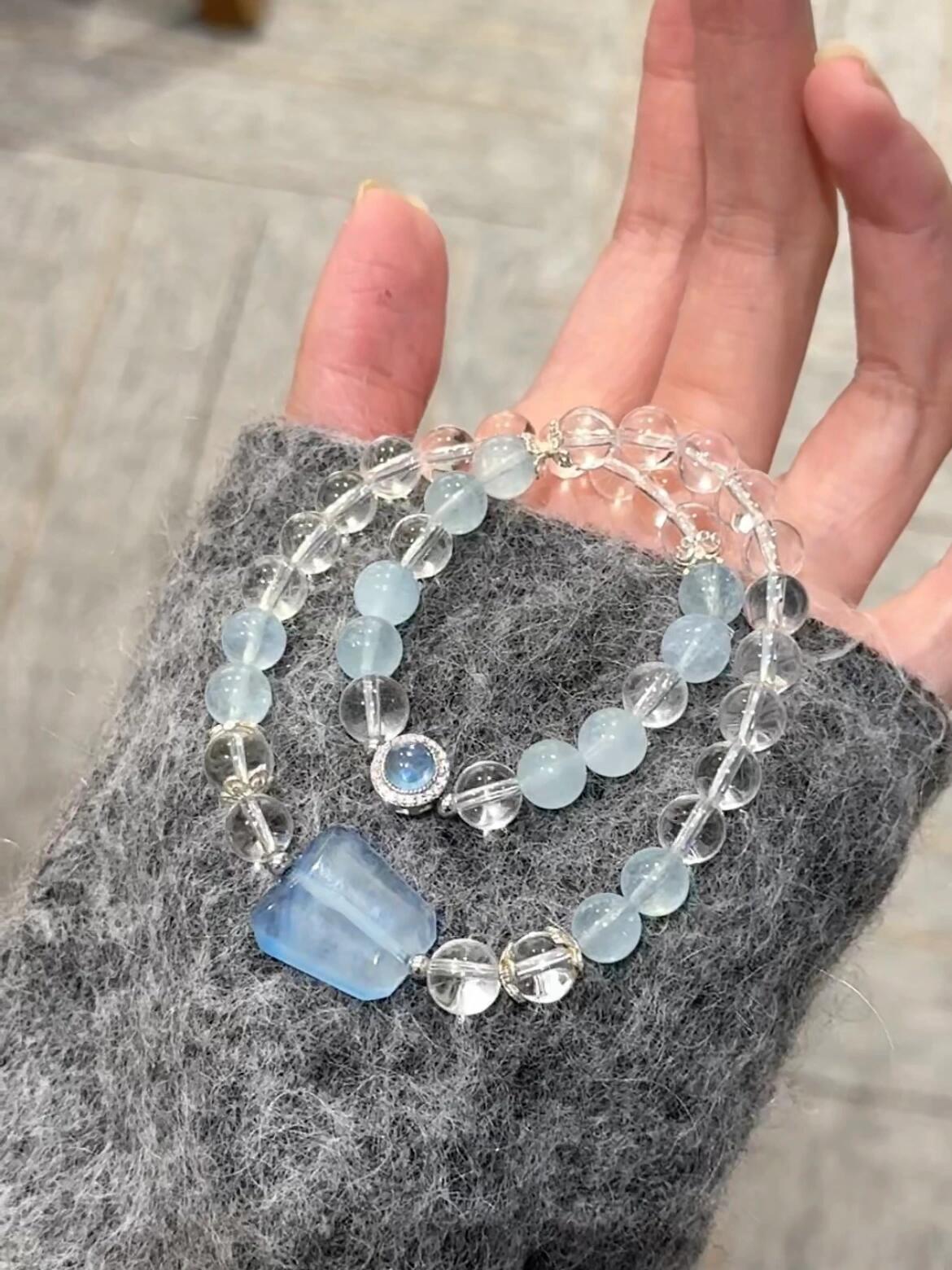 Serene & Cool Aquamarine Quartz Crystal Bracelet