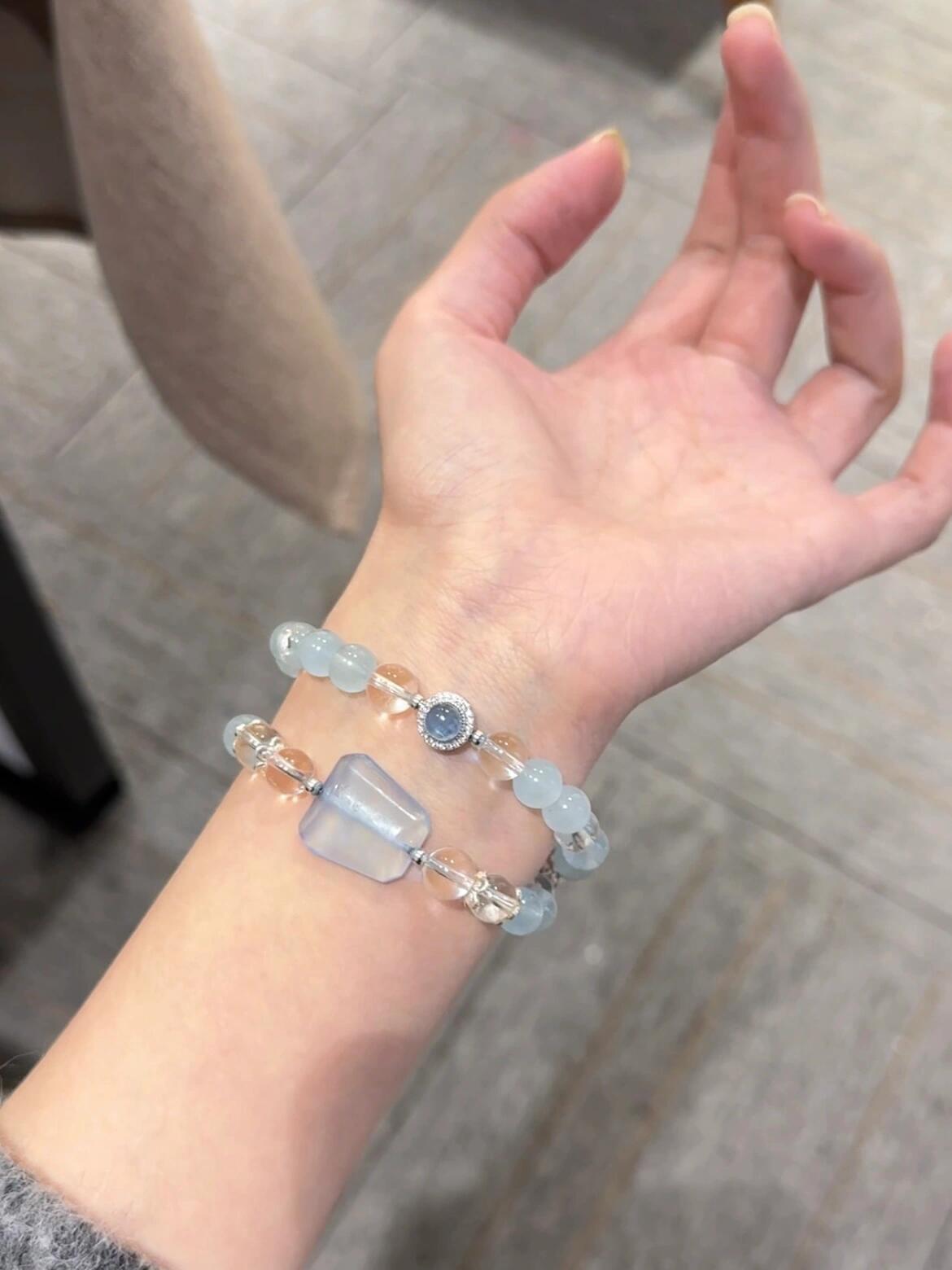 Serene & Cool Aquamarine Quartz Crystal Bracelet