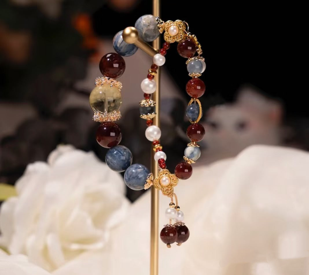 Snow White Inspiration Bracelet
