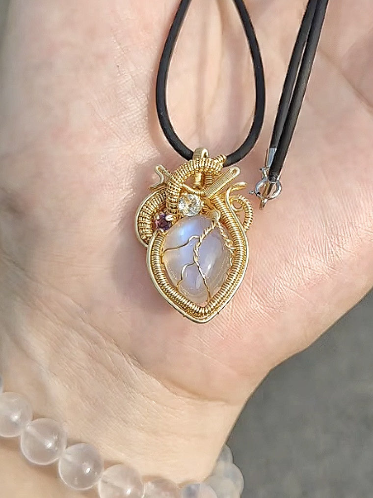 Beating Glow Heart-shaped Necklace