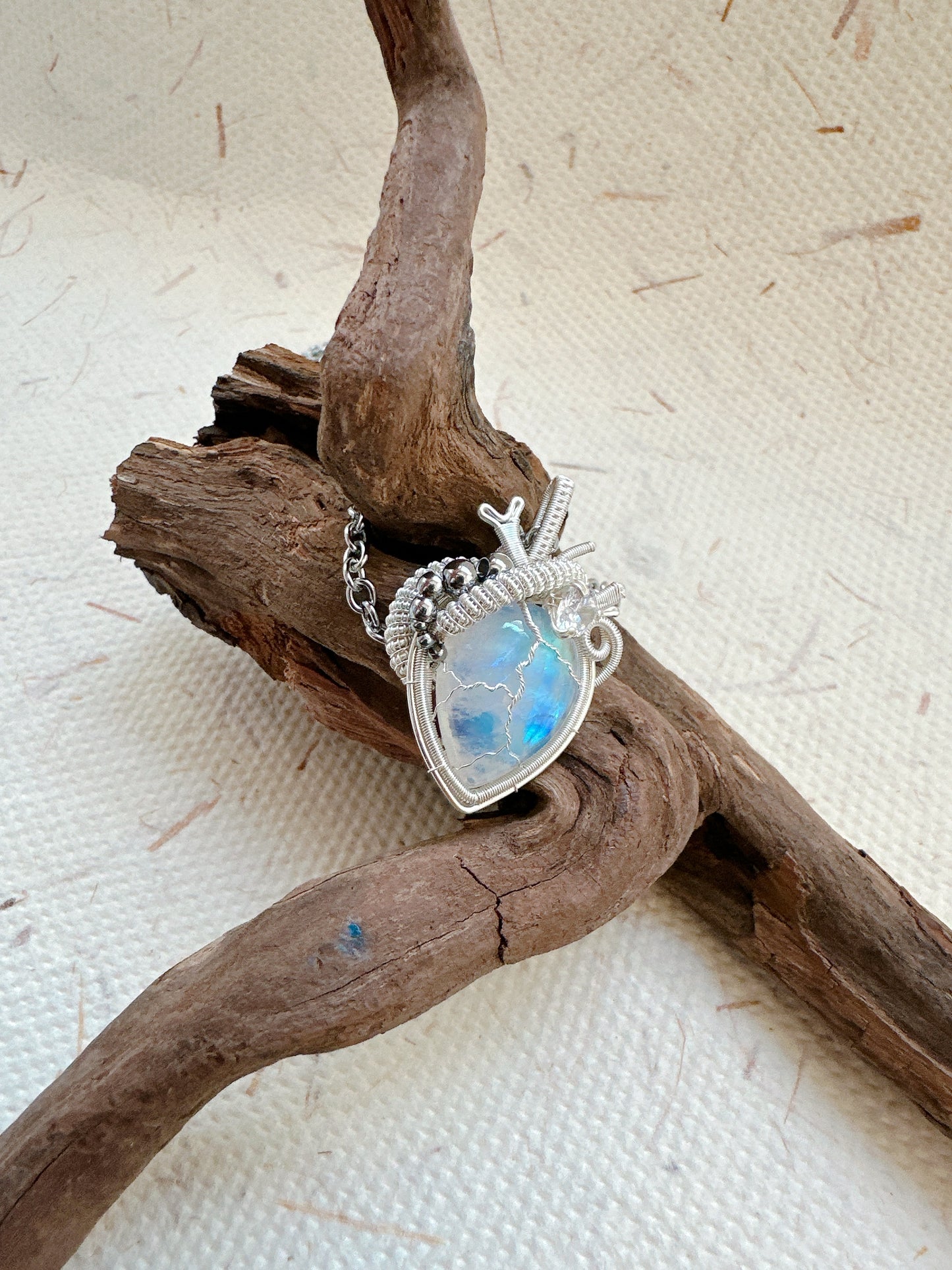 Beating Glow Heart-shaped Necklace