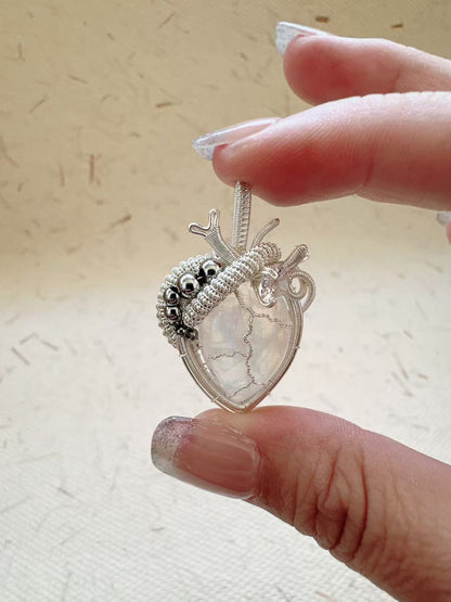 Beating Glow Heart-shaped Necklace