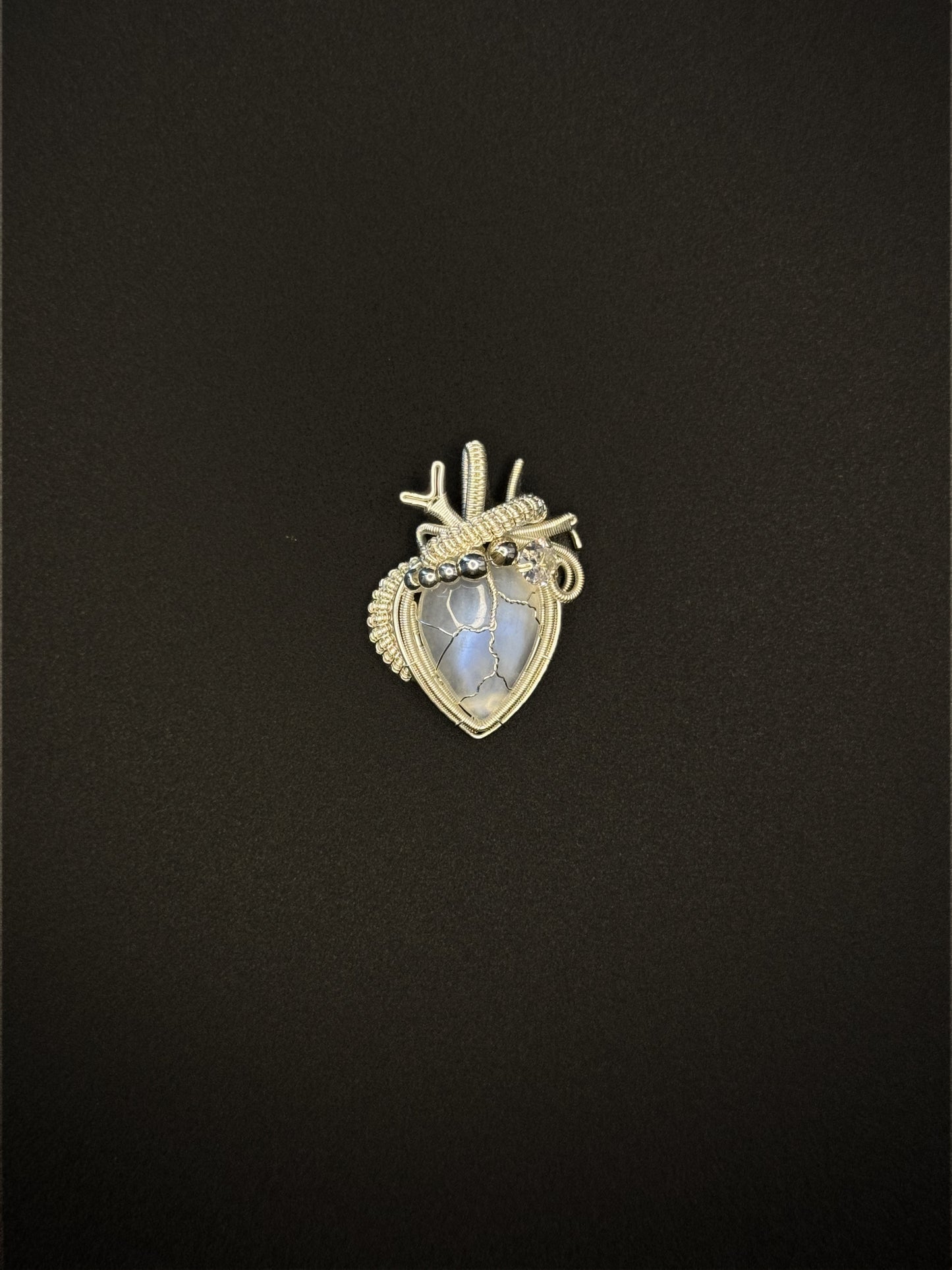 Beating Glow Heart-shaped Necklace