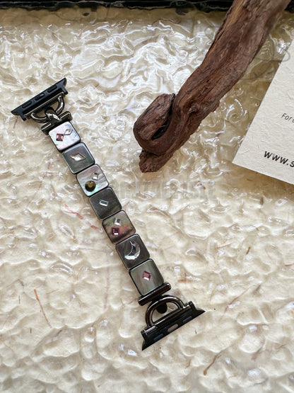 Handmade Pearl Oyster Shells Apple Watch Band