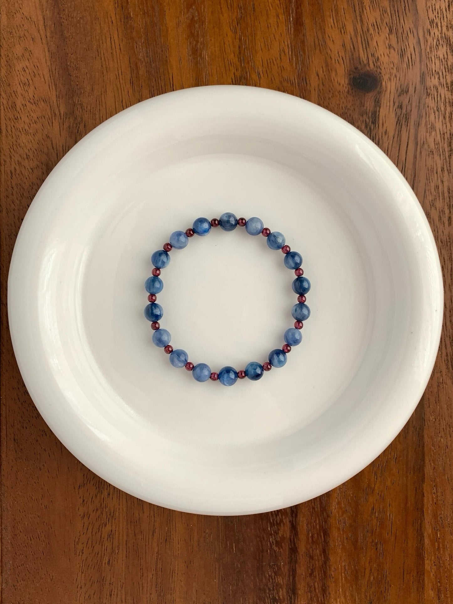 Vacation-Chic Kyanite & Garnet Quartz Crystal Bracelet / Necklace