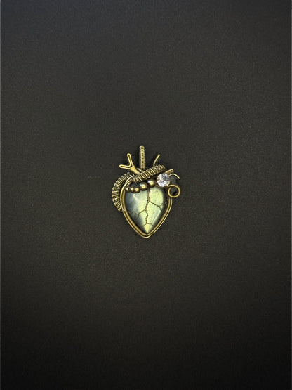 Beating Glow Heart-shaped Necklace