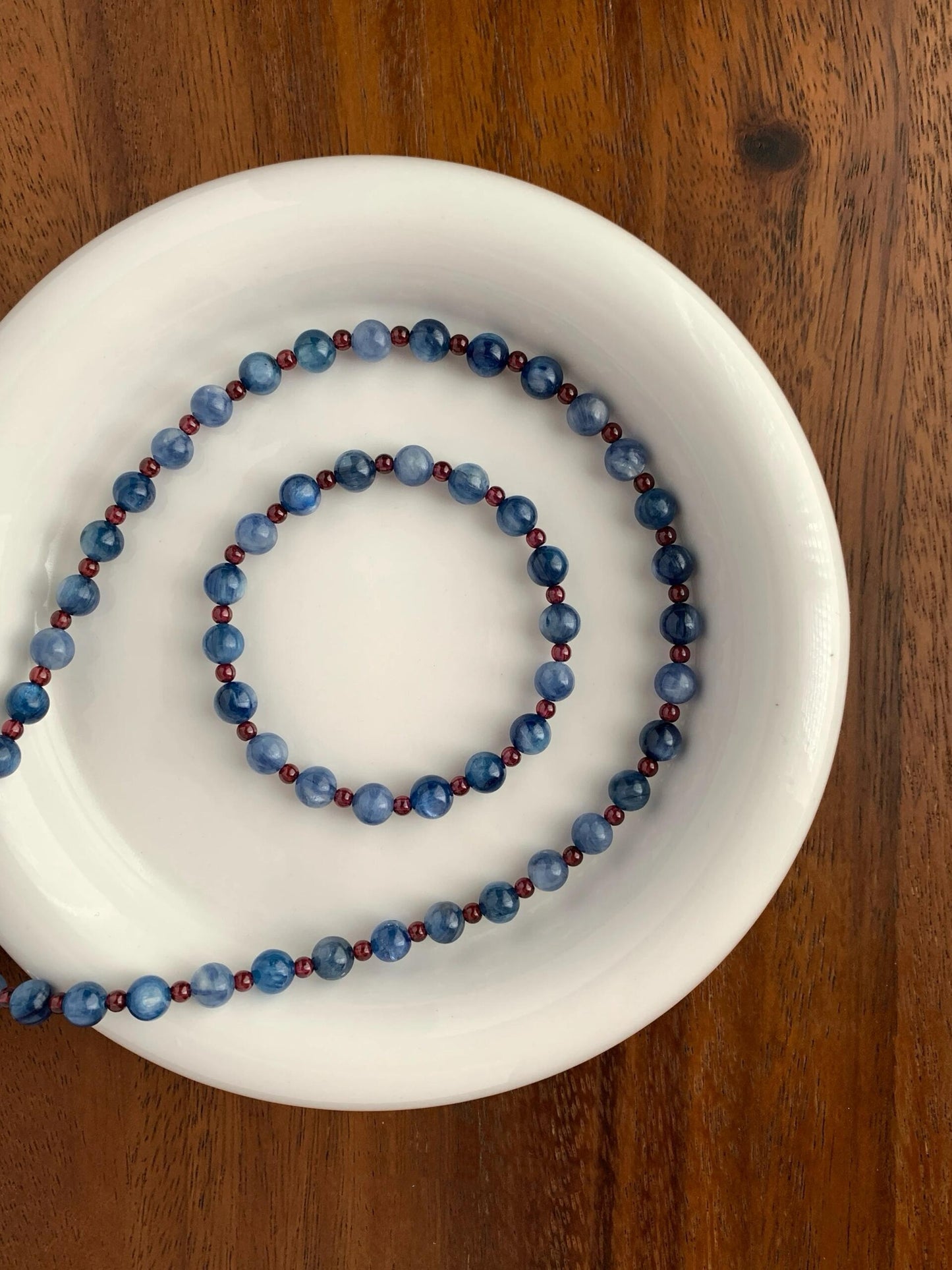 Vacation-Chic Kyanite & Garnet Quartz Crystal Bracelet / Necklace