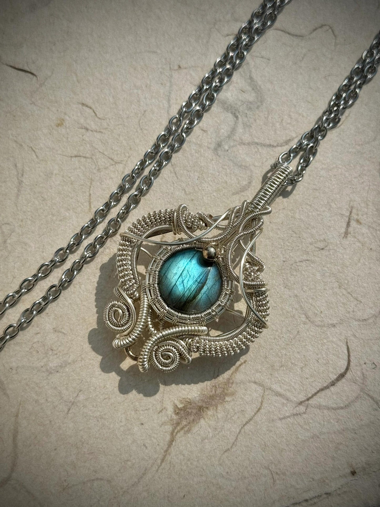 Elder’s Artefacts Series Pendant Necklace
