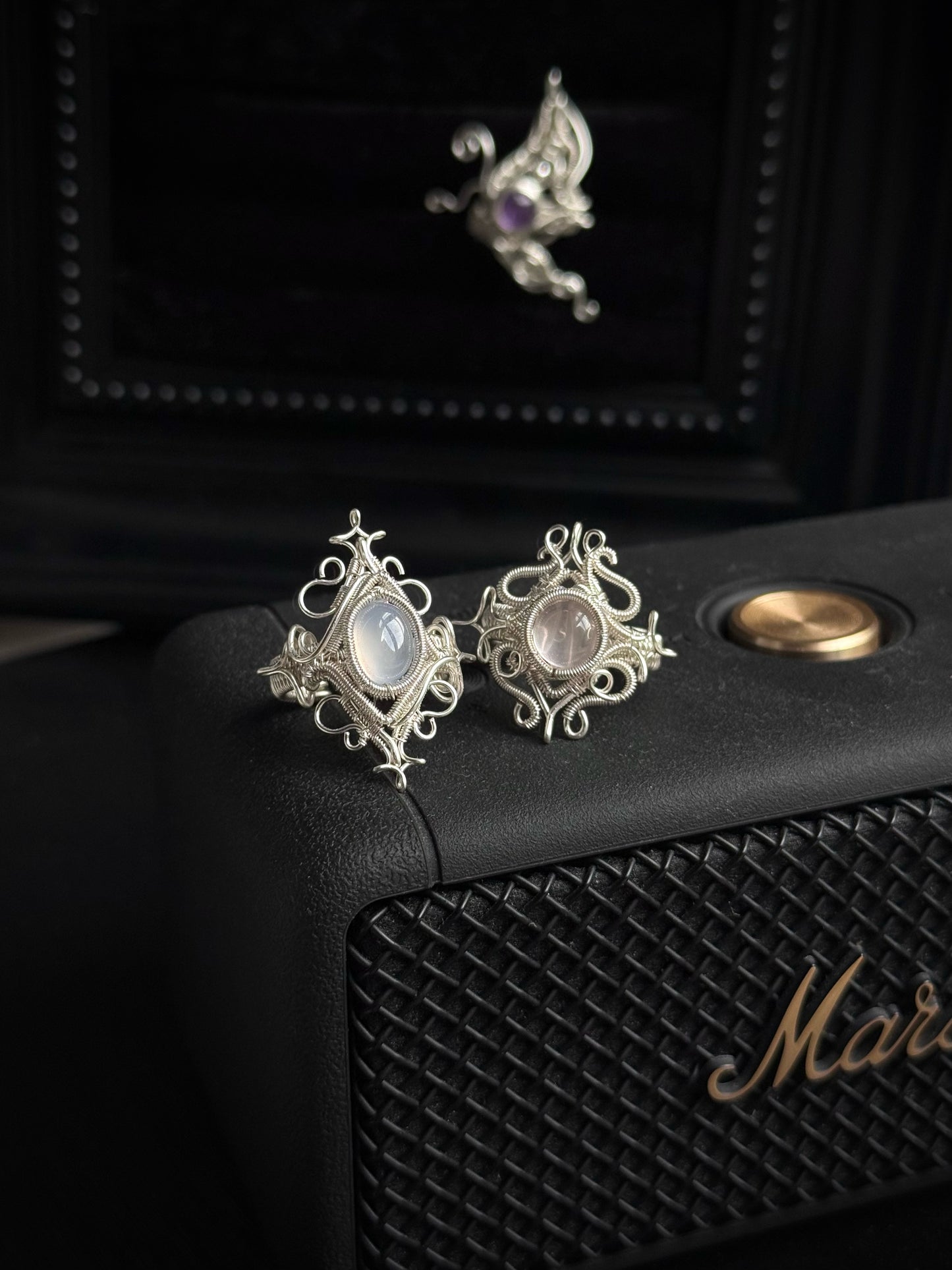 Courtly Style Silver Ring
