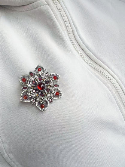 The Baoxiang Flower Garnet Pendant & Brooch