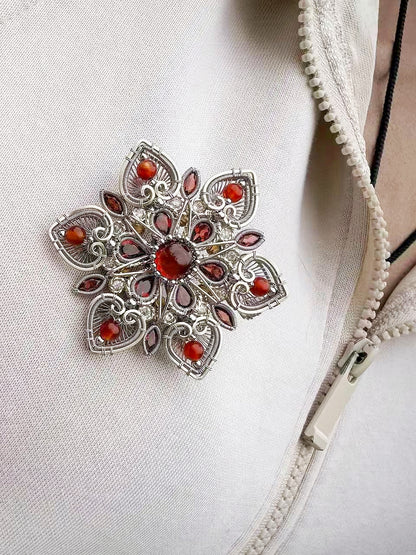 The Baoxiang Flower Garnet Pendant & Brooch